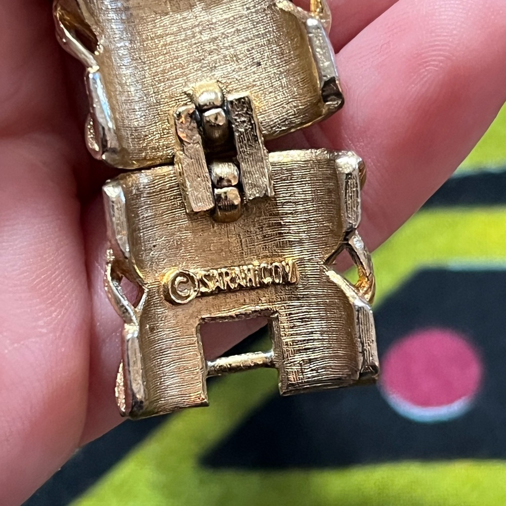 VTG Sarah Coventry Signed Golden Brocade Leaf Design Costume Jewelry Bracelet - Picture 6 of 8